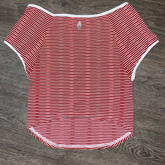 *NWOT* Free People Whats The Scoop Baby Tee - Red Combo - Picture 5 of 6